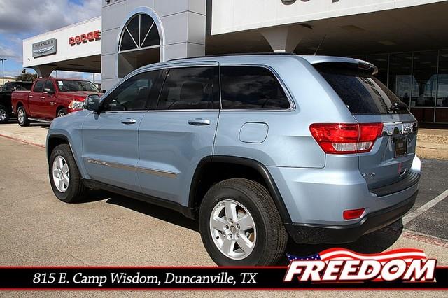 Jeep Grand Cherokee 2013 photo 32