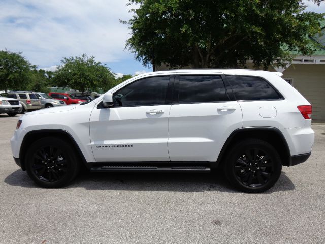 Jeep Grand Cherokee 2013 photo 3