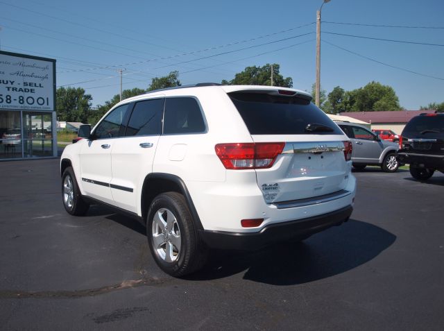 Jeep Grand Cherokee 2013 photo 1