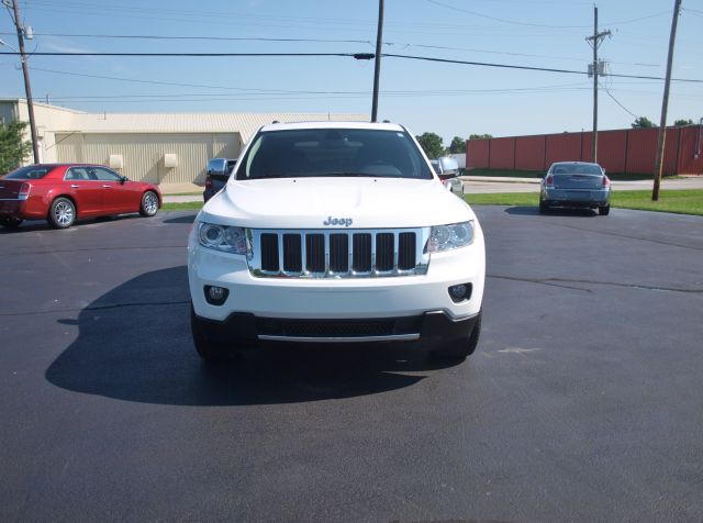 Jeep Grand Cherokee 2013 photo 2