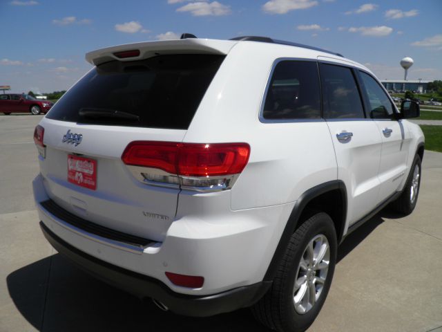 Jeep Grand Cherokee 2014 photo 12