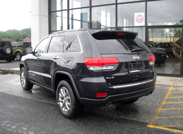 Jeep Grand Cherokee 2014 photo 2