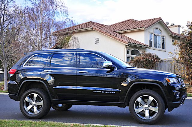 Jeep Grand Cherokee Super SUV