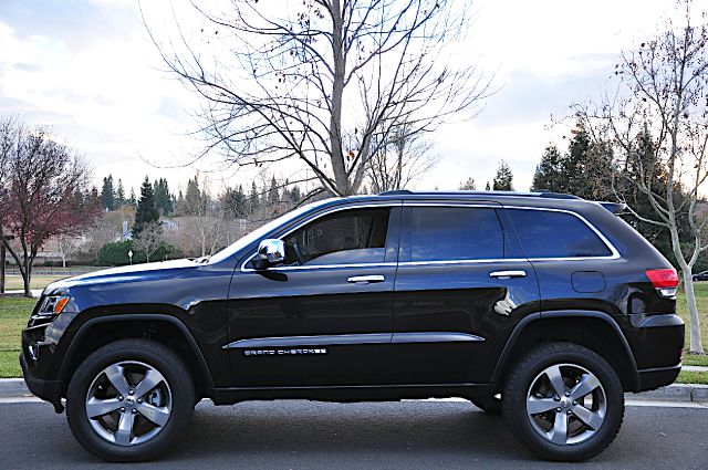 Jeep Grand Cherokee 2014 photo 3