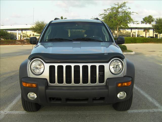 Jeep Liberty 2002 photo 2