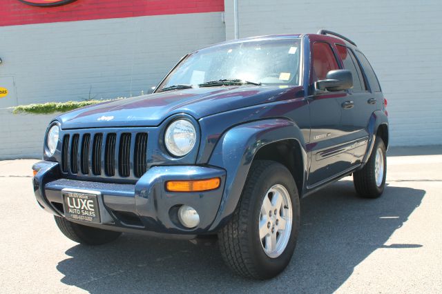 Jeep Liberty 2002 photo 9