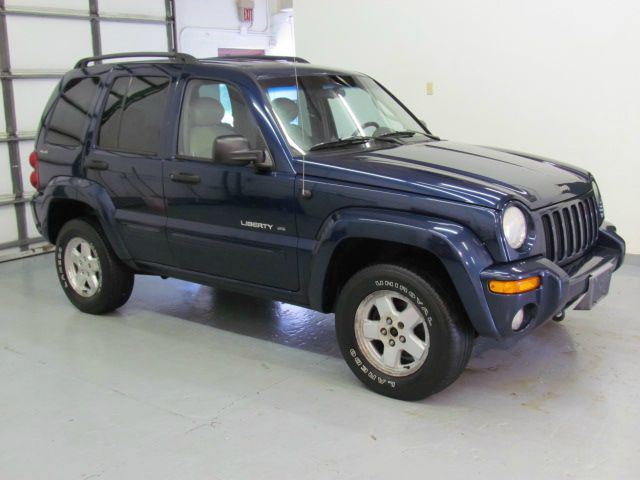 Jeep Liberty 2002 photo 2