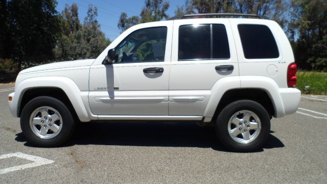 Jeep Liberty Super SUV