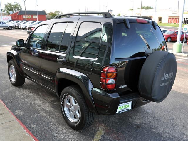 Jeep Liberty 2002 photo 2