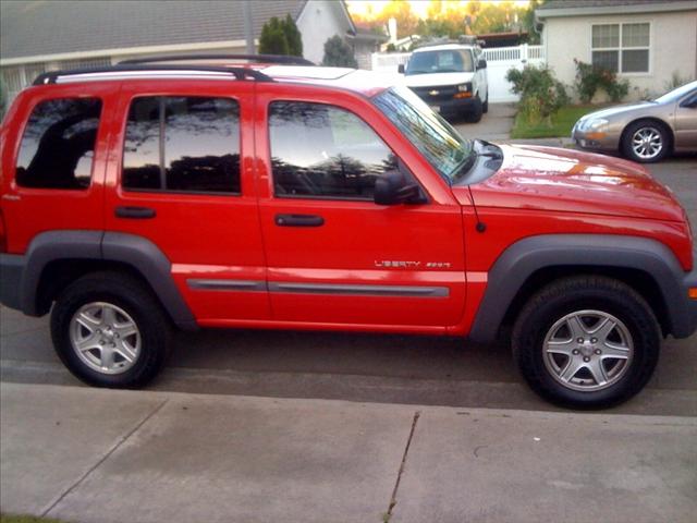 Jeep Liberty 2002 photo 3