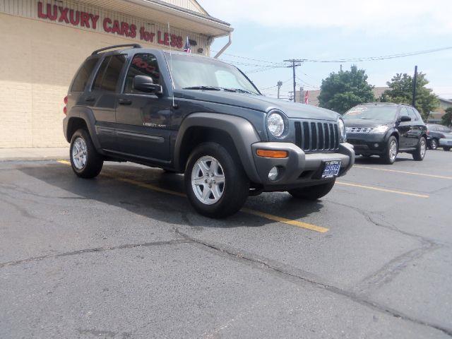 Jeep Liberty 2002 photo 2