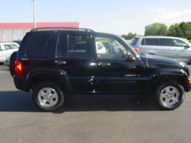 Jeep Liberty 2002 photo 2