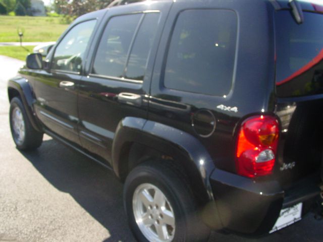 Jeep Liberty 2002 photo 3