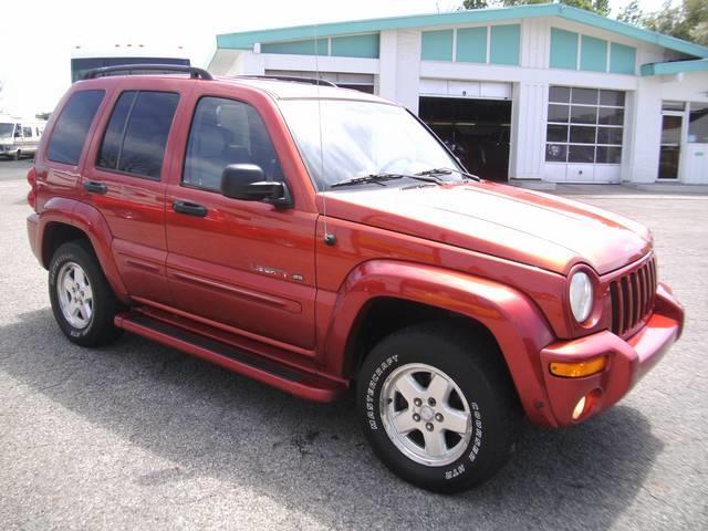 Jeep Liberty 2002 photo 2