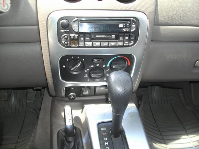 Jeep Liberty 2002 photo 5