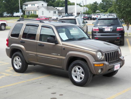 Jeep Liberty 2002 photo 2