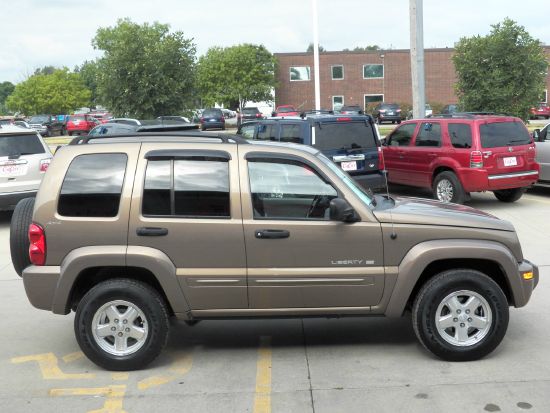 Jeep Liberty 2002 photo 3