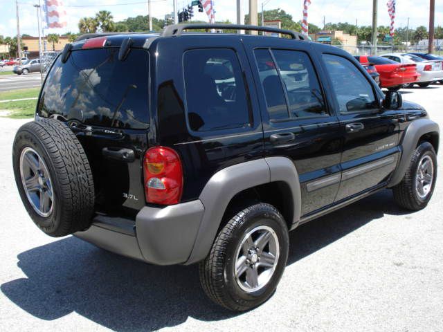 Jeep Liberty 2002 photo 4