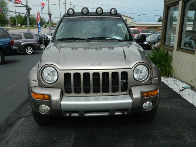 Jeep Liberty 2002 photo 1