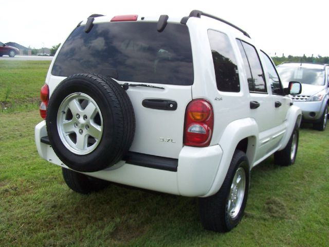 Jeep Liberty 2002 photo 4