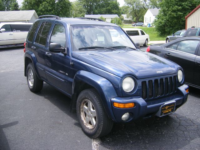 Jeep Liberty 2002 photo 2