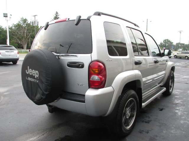 Jeep Liberty 2002 photo 1