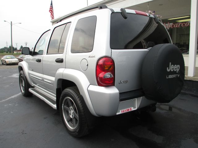 Jeep Liberty 2002 photo 2