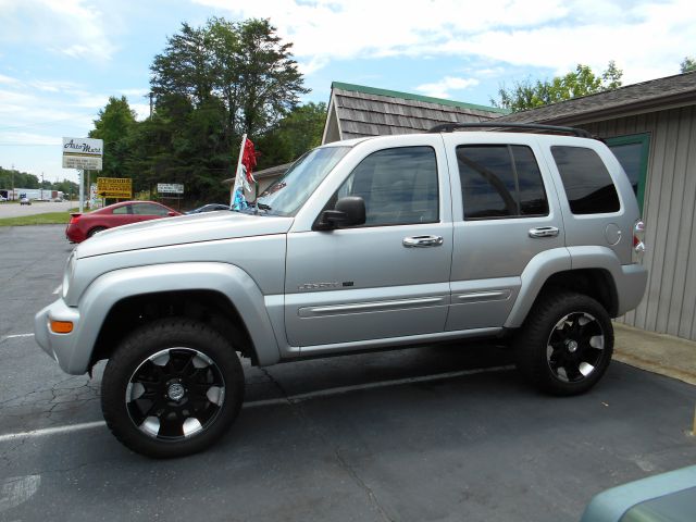 Jeep Liberty 2002 photo 9