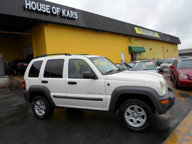 Jeep Liberty 2002 photo 11