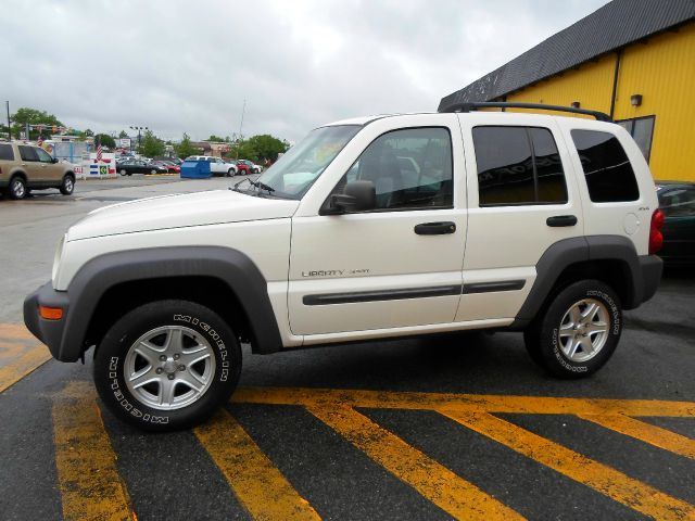 Jeep Liberty 2002 photo 13