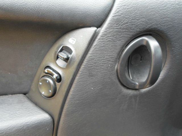 Jeep Liberty 2002 photo 17