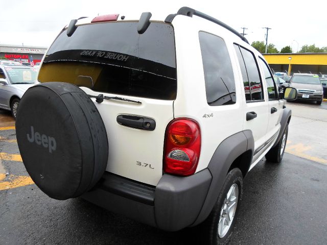 Jeep Liberty 2002 photo 23