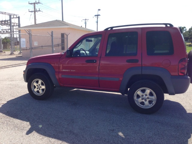 Jeep Liberty 2002 photo 0