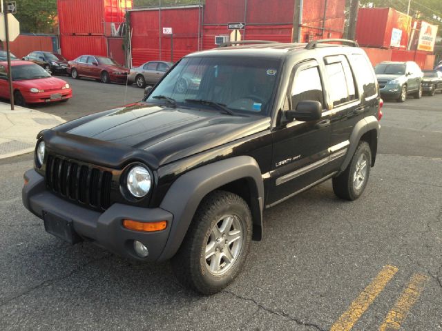 Jeep Liberty 2002 photo 14