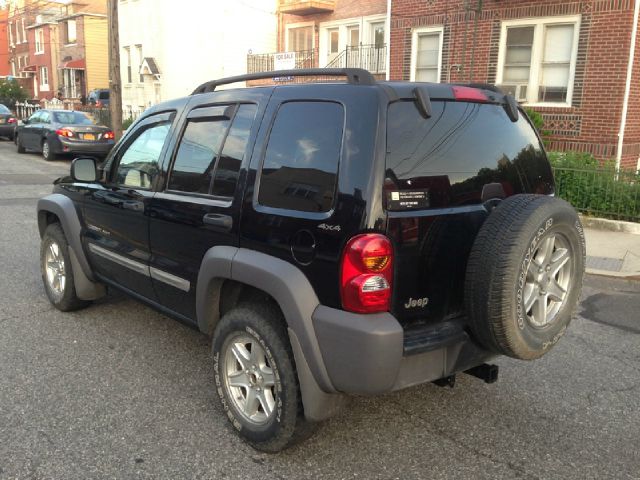 Jeep Liberty 2002 photo 15