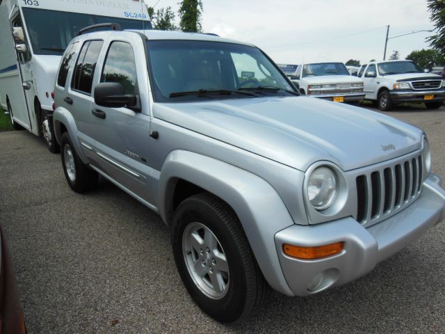 Jeep Liberty 2002 photo 1