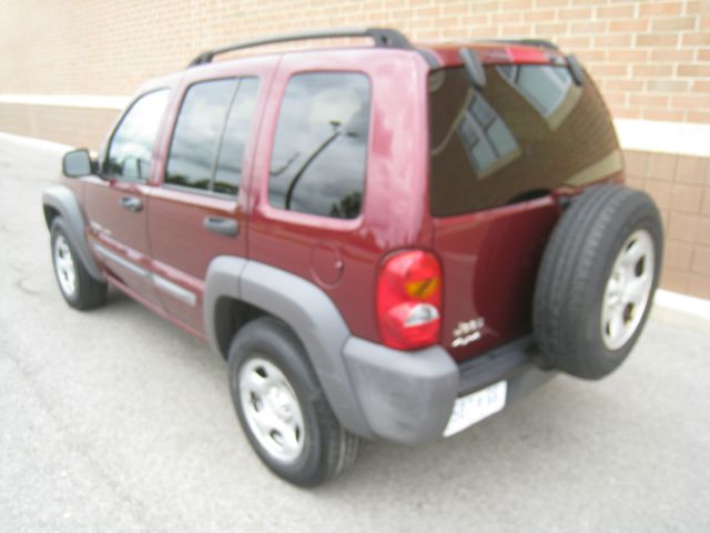 Jeep Liberty 2002 photo 13