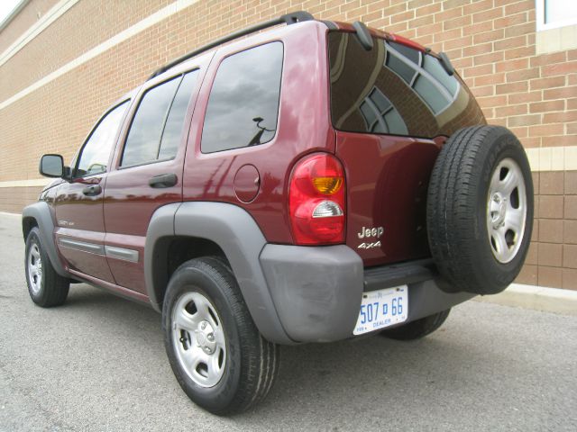 Jeep Liberty 2002 photo 2