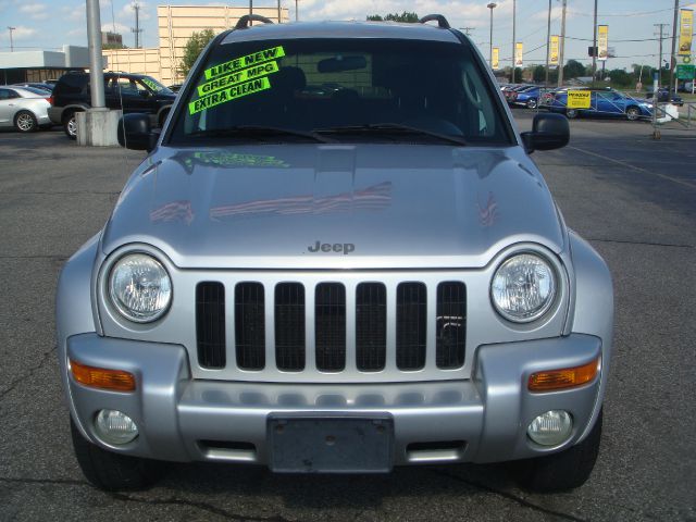 Jeep Liberty 2002 photo 3