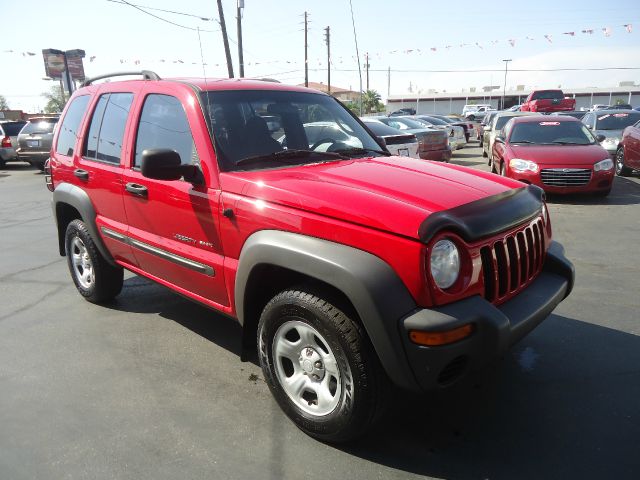 Jeep Liberty 2002 photo 2