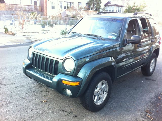 Jeep Liberty 2002 photo 1