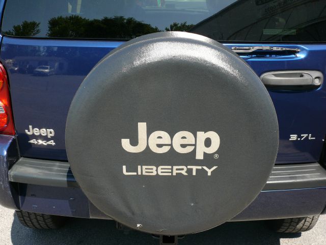 Jeep Liberty 2002 photo 33