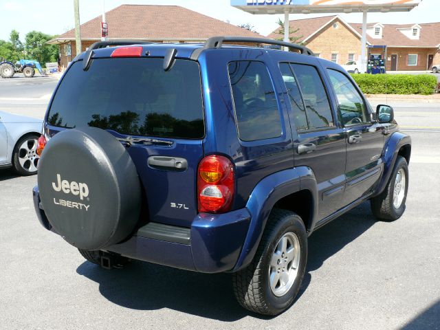 Jeep Liberty 2002 photo 6