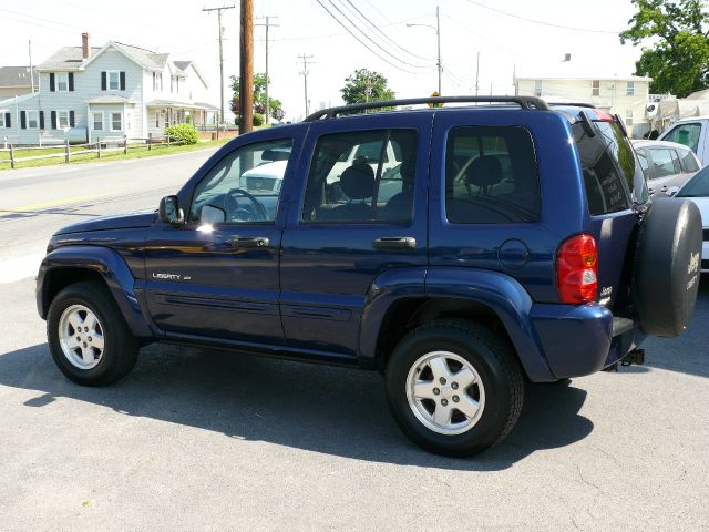 Jeep Liberty 2002 photo 9