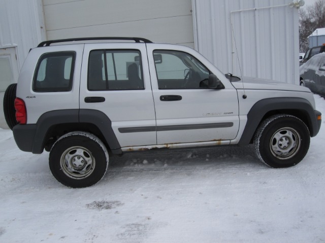 Jeep Liberty 2002 photo 1