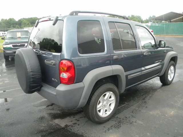 Jeep Liberty 2002 photo 1