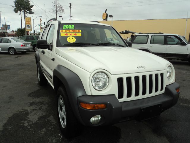 Jeep Liberty 2002 photo 8