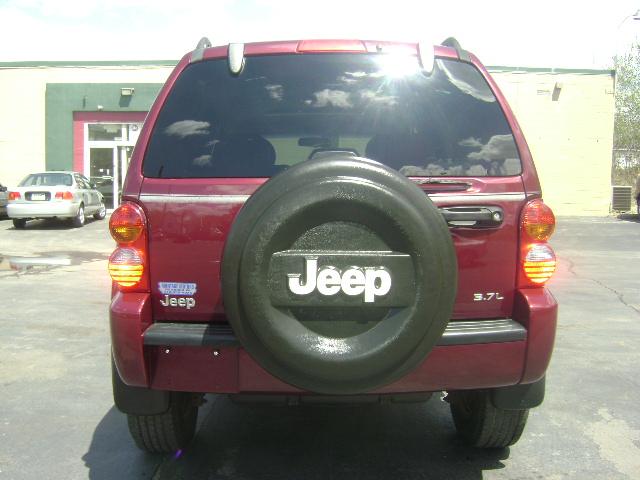 Jeep Liberty 2002 photo 2