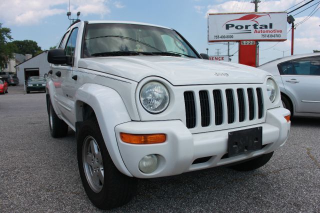 Jeep Liberty 2002 photo 4