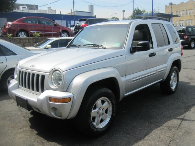 Jeep Liberty Super SUV